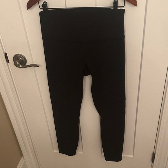 lululemon athletica Black Leggings, size 8 - Picture 3 of 11
